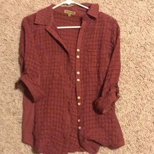 Dillard’s Democracy Button Up